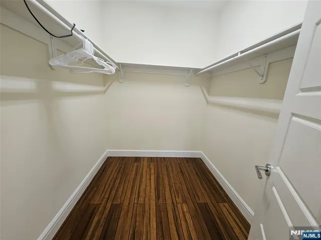 $3,200 | 125 West Central Boulevard, Unit 306, Palisades Park, NJ 07650