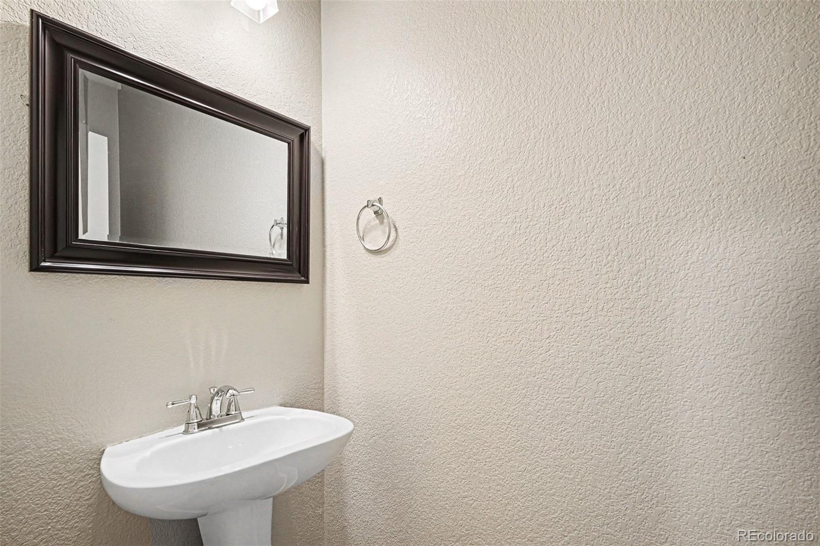 711 Briar Ridge Court Castle Pines, CO 80108 - Photo 27 of 40