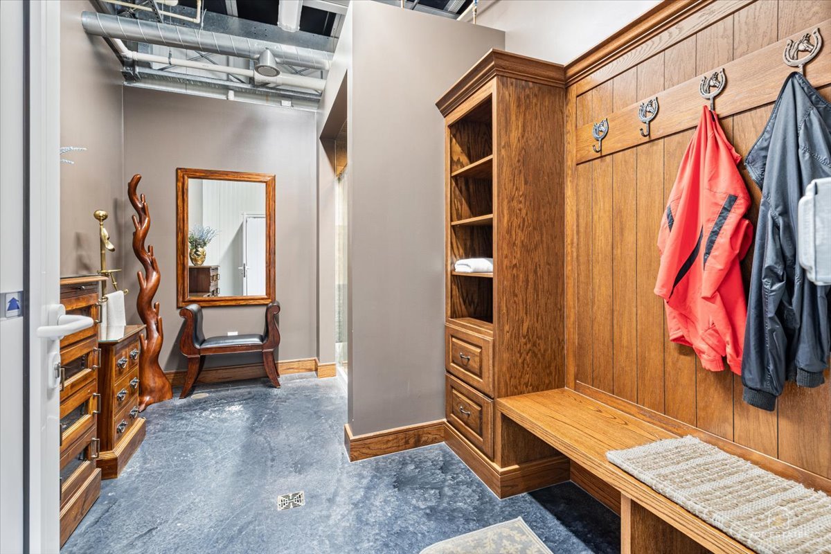 2-s976 Deerpath Road Batavia, IL 60510 - Photo 18 of 62 Gallery Image 18