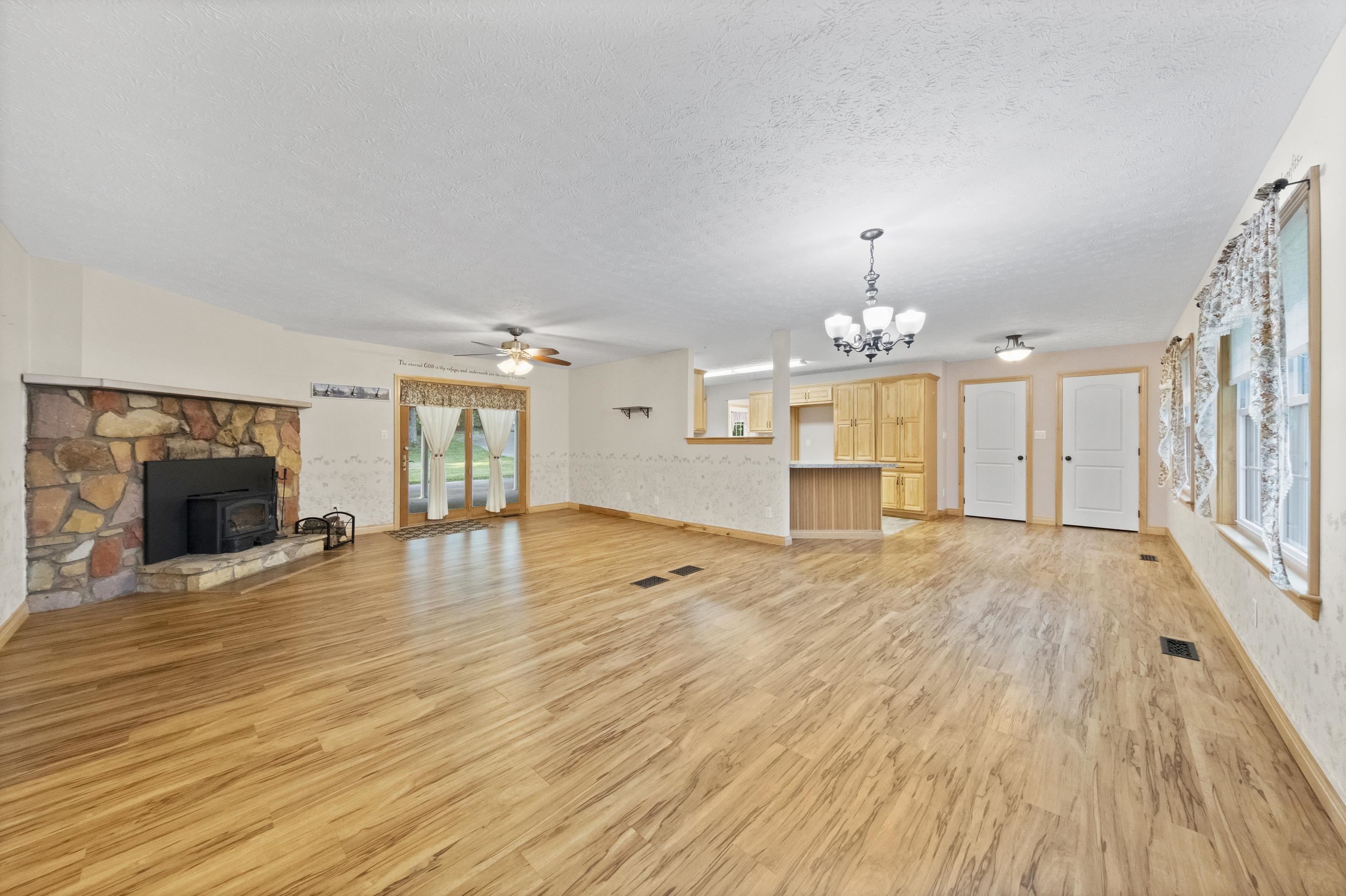 693 Fox Run Road Grayson, KY 41143 - Photo 6 of 49
