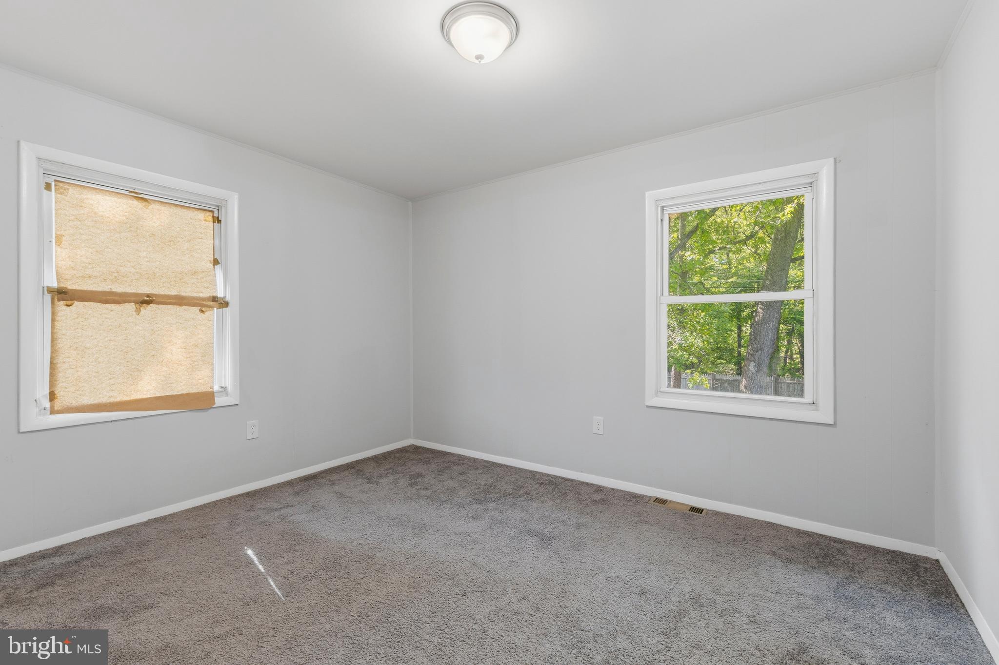 119 Jefferson Road Waldorf, MD 20602 - Photo 17 of 40 an empty room with a window