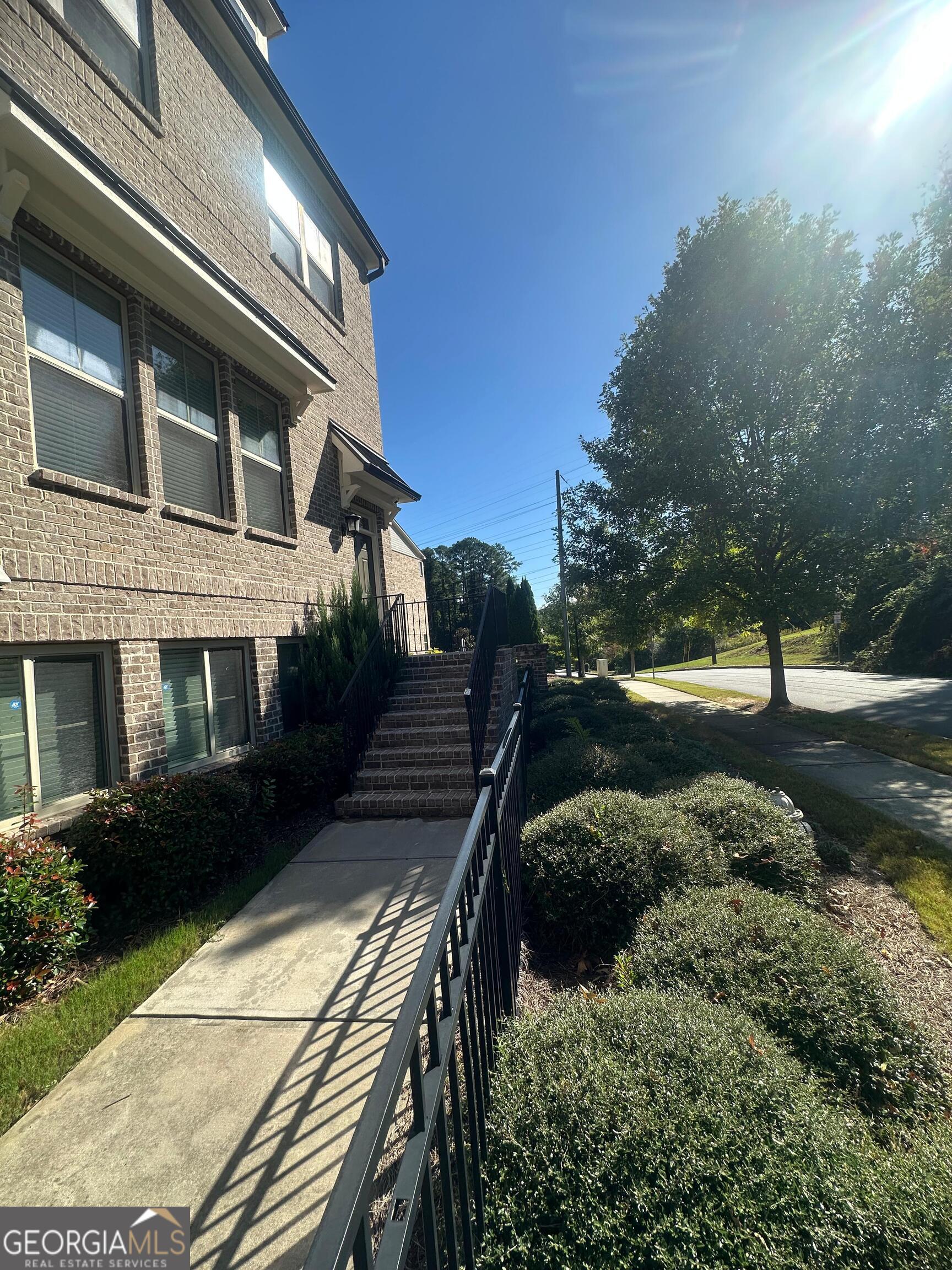 1833 Hislop Lane Chamblee, GA 30345 - Photo 7 of 42