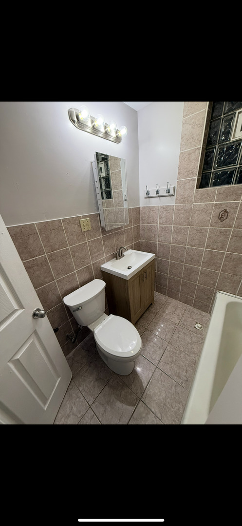 4514 North Springfield Avenue Chicago, IL 60625 - Photo 11 of 36