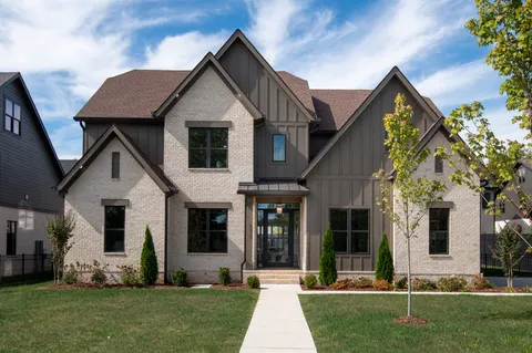 $2,289,000 | 5619 Valley View Road, Brentwood, TN 37027