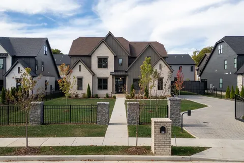 $2,289,000 | 5619 Valley View Road, Brentwood, TN 37027