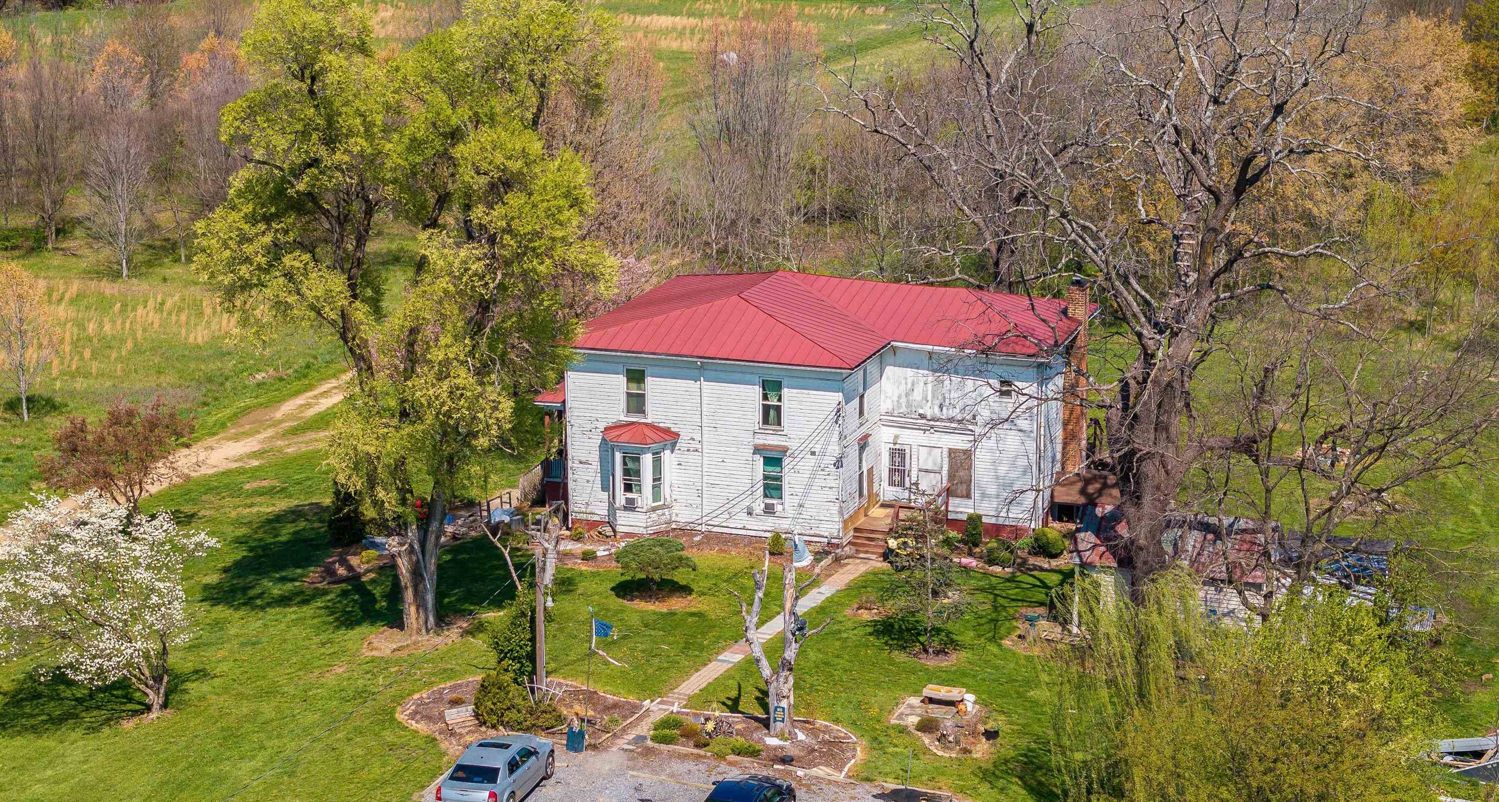 514 Lipscomb Road Stuarts Draft, VA 24477 - Photo 21 of 38