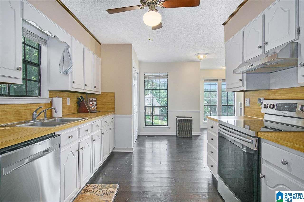 107 Spinnaker Lane Alabaster, AL 35007 - Photo 12 of 37