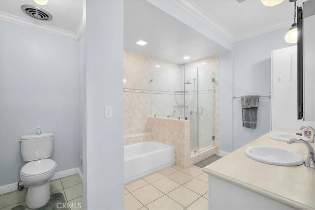 $695,000 | 5216 Yarmouth Avenue, Unit 106, Encino, CA 91316