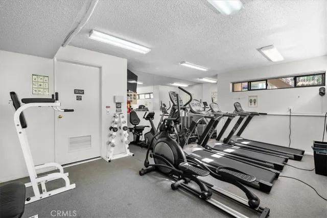 $695,000 | 5216 Yarmouth Avenue, Unit 106, Encino, CA 91316