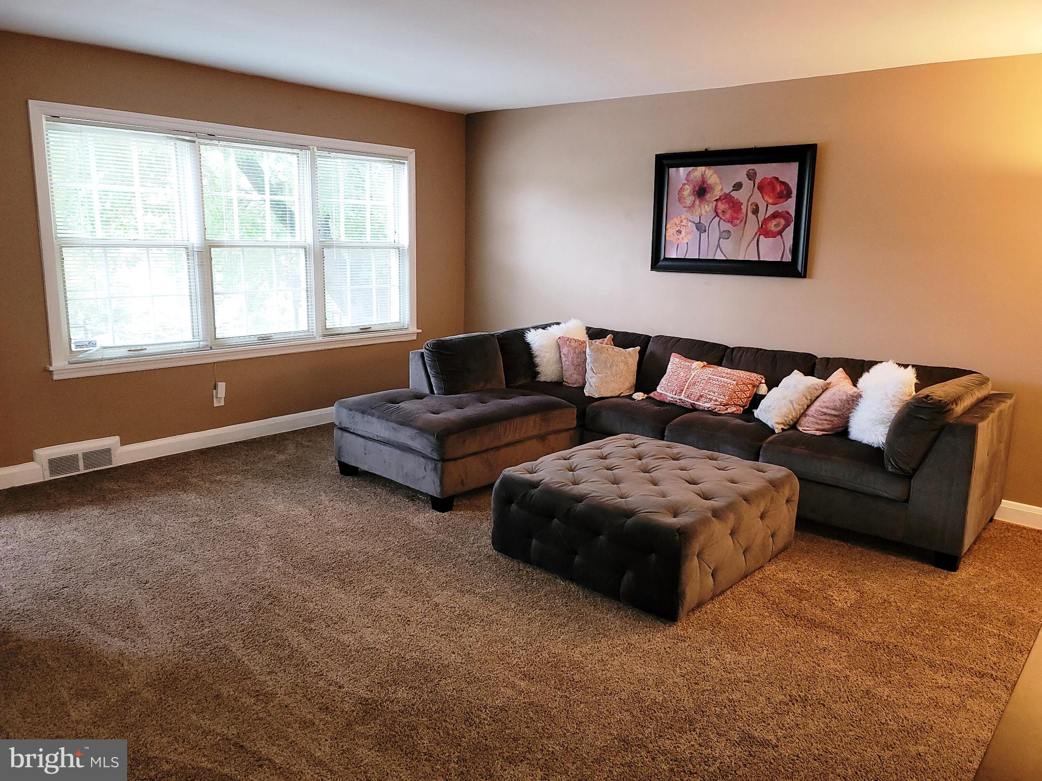 8138 Glen Gary Road Towson, MD 21286 - Photo 2 of 40