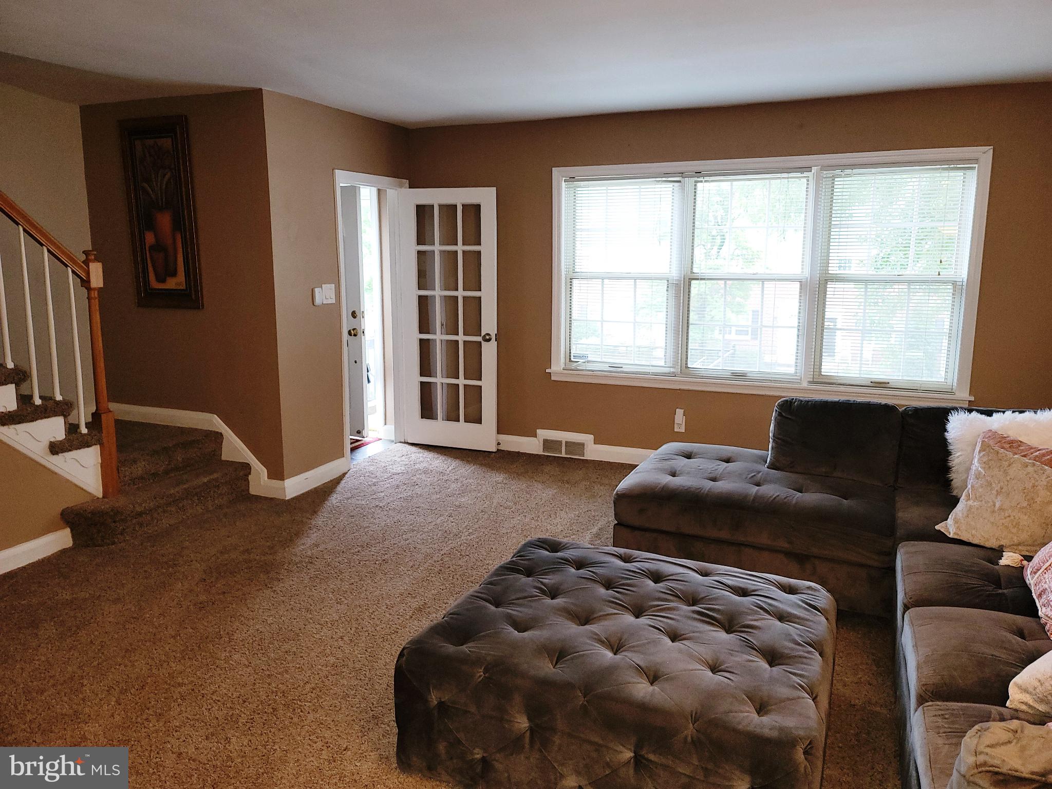 8138 Glen Gary Road Towson, MD 21286 - Photo 4 of 40