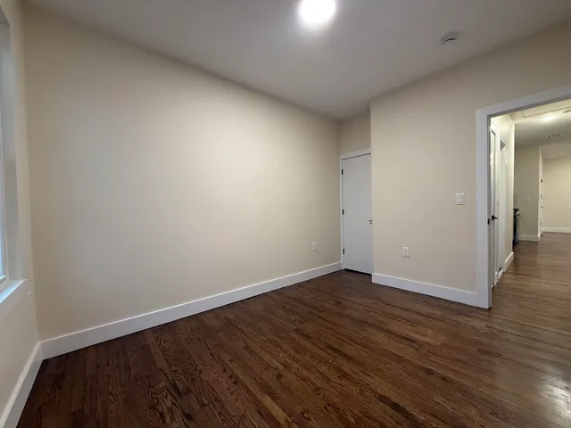 $3,200 | 165 Danforth Avenue, Unit 3, Jersey City, NJ 07305