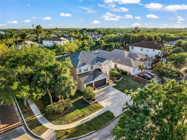 $1,100,000 | 19400 Southwest 39th Court, Miramar, FL 33029