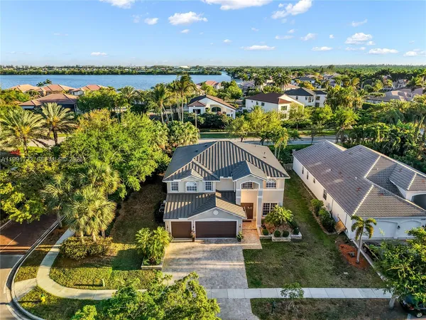 $1,100,000 | 19400 Southwest 39th Court, Miramar, FL 33029