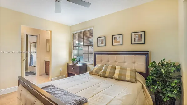 $1,100,000 | 19400 Southwest 39th Court, Miramar, FL 33029