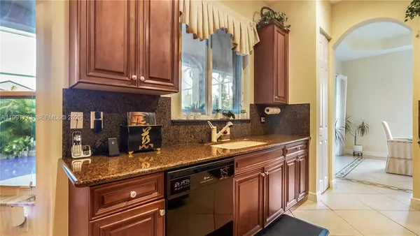 $1,100,000 | 19400 Southwest 39th Court, Miramar, FL 33029