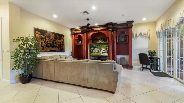 $1,100,000 | 19400 Southwest 39th Court, Miramar, FL 33029
