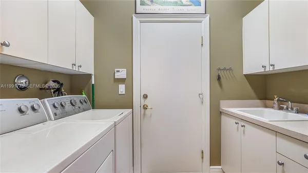 $1,100,000 | 19400 Southwest 39th Court, Miramar, FL 33029