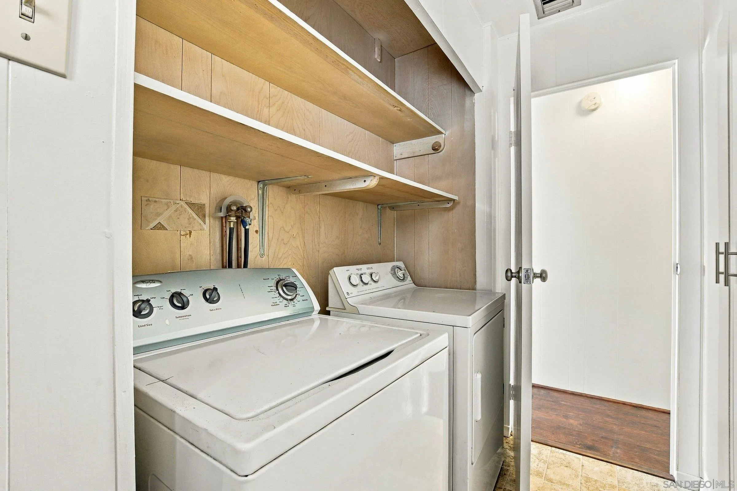 4848 1/2 Old Cliffs Road San Diego, CA 92120 - Photo 29 of 37 Gallery Image 29