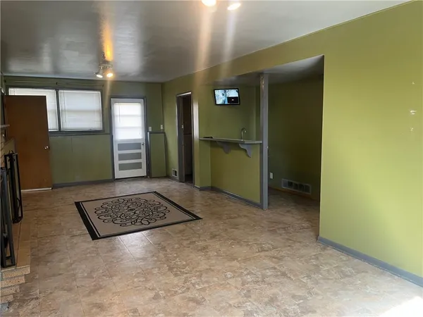$264,950 | 1602 Northeast 65th Terrace, Kansas City, MO 64118