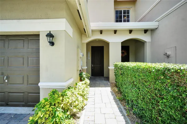 $3,000 | 378 Northeast 47th Place, Unit 378, Deerfield Beach, FL 33064