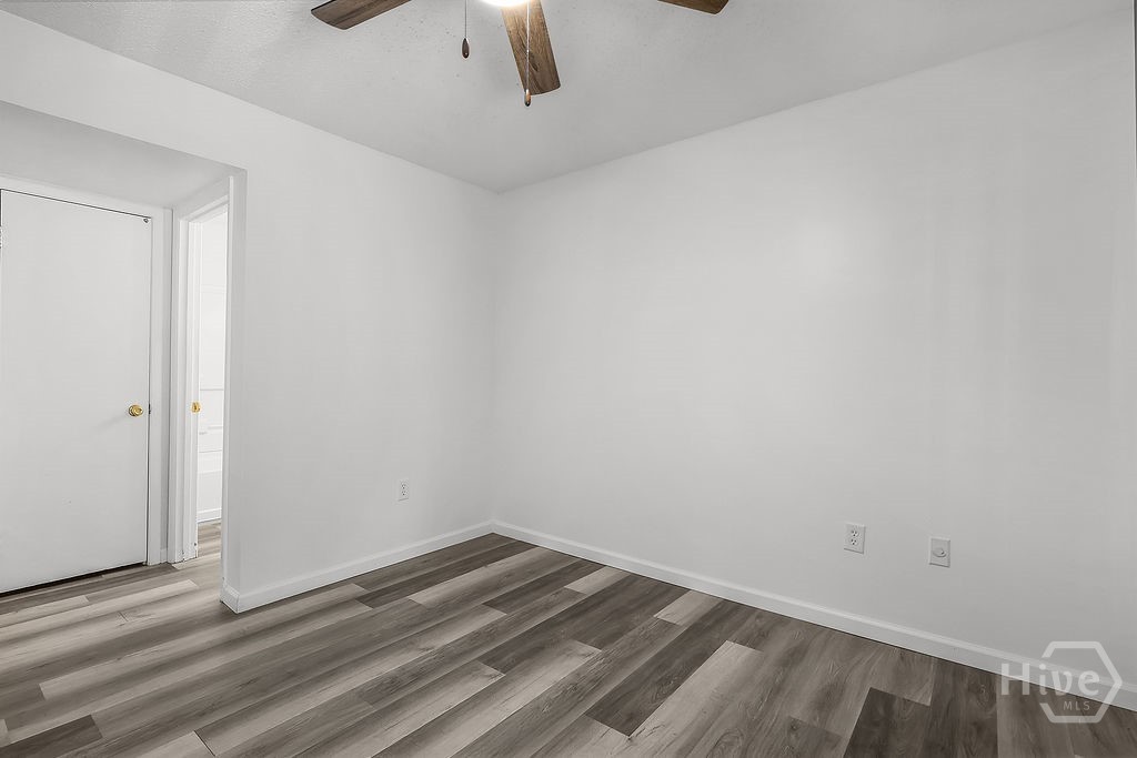 401 North Cromwell Road, Unit T1 Savannah, GA 31410 - Photo 27 of 36