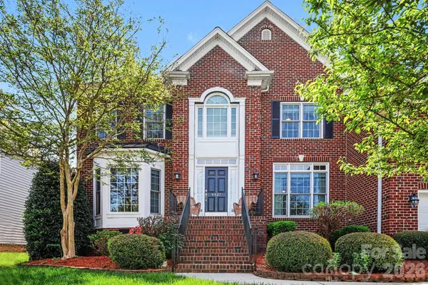 $650,000 | 9927 Nicole Lane, Charlotte, NC 28269