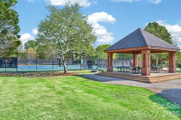 $650,000 | 9927 Nicole Lane, Charlotte, NC 28269