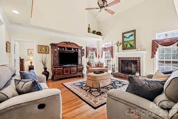 $650,000 | 9927 Nicole Lane, Charlotte, NC 28269