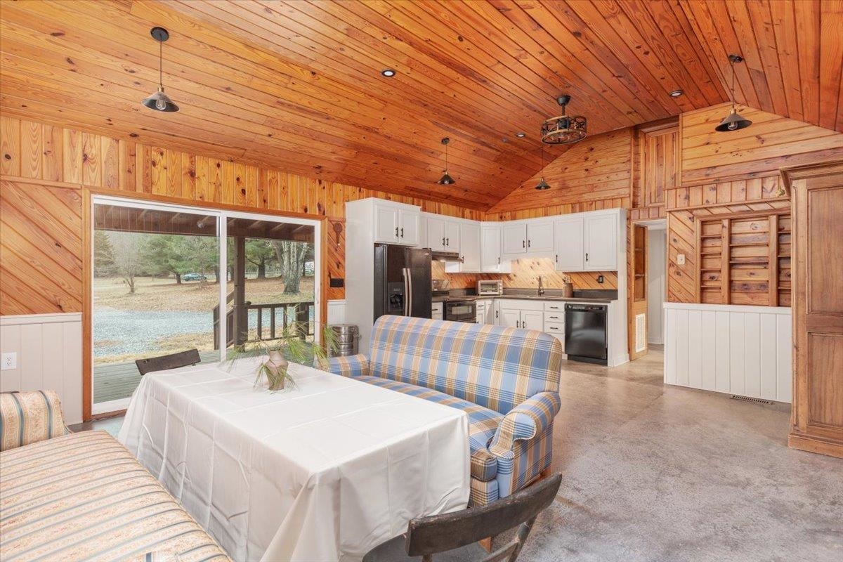 612 Paine Run Road Grottoes, VA 24441 - Photo 18 of 59