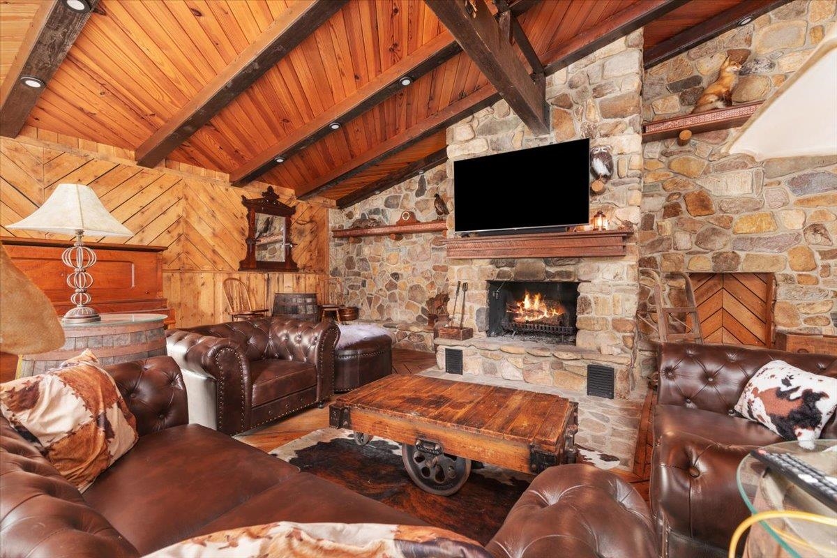 612 Paine Run Road Grottoes, VA 24441 - Photo 3 of 59