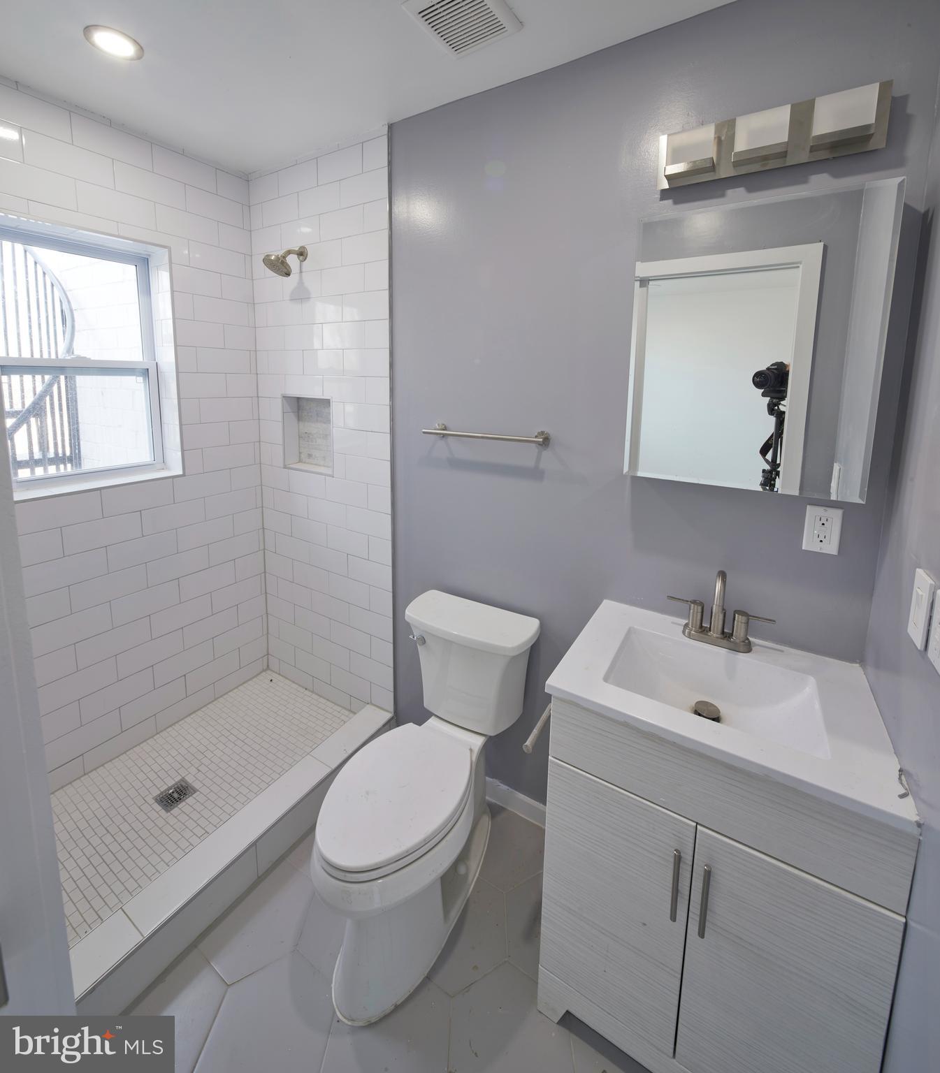 958 Mt Olivet Road Northeast, Unit 3 Washington, DC 20002 - Photo 11 of 14