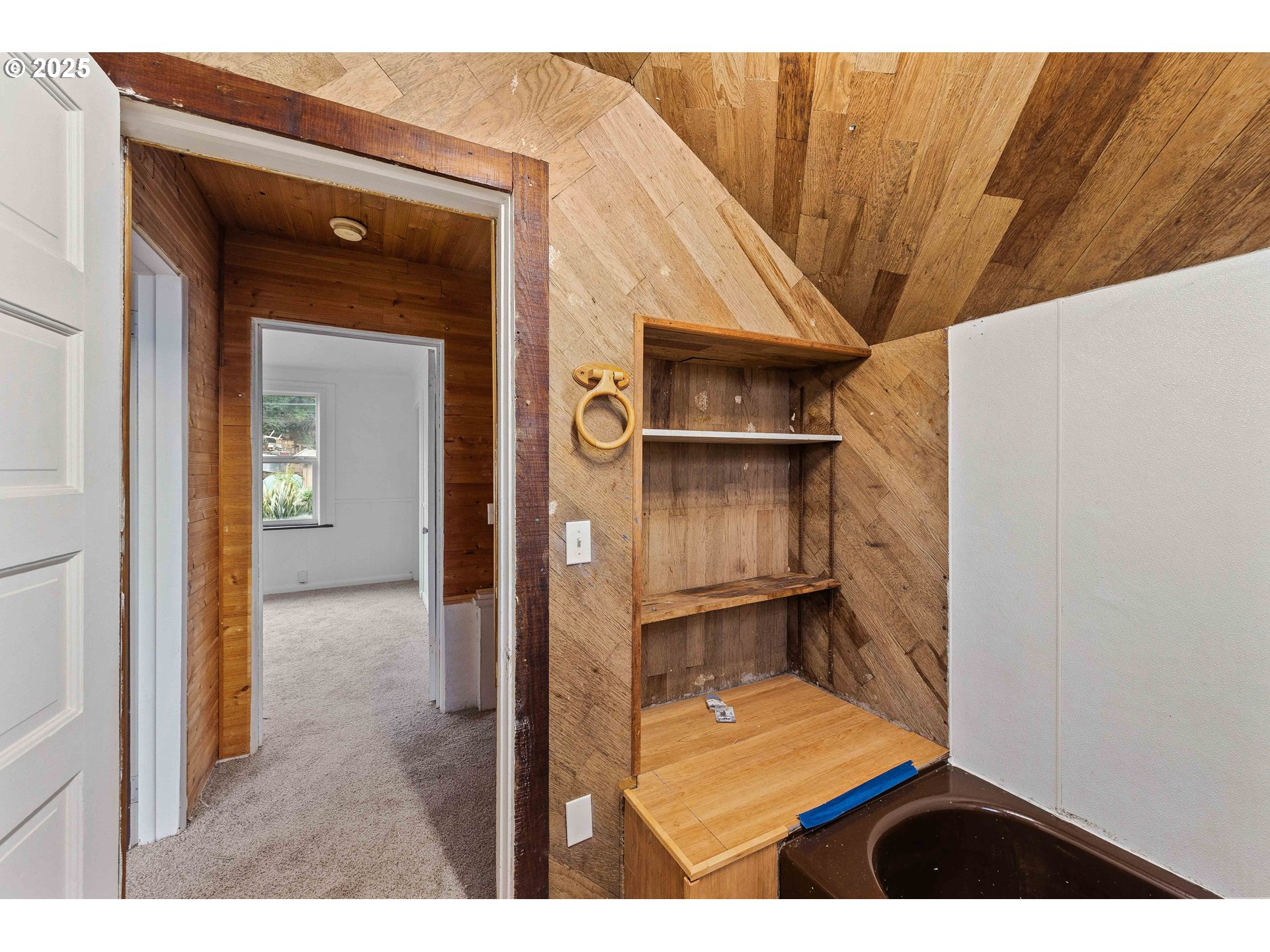 1392 North 8th Street Coos Bay, OR 97420 - Photo 27 of 36