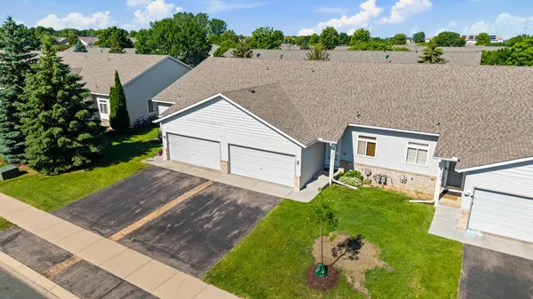$309,990 | 1523 Balinese Street, Shakopee, MN 55379