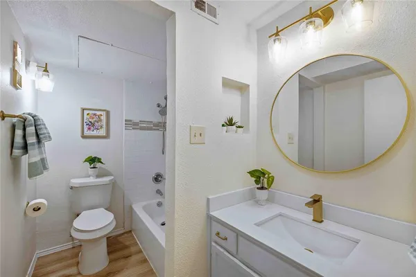 $150,000 | 2310 Balsam Drive, Unit B106, Arlington, TX 76006