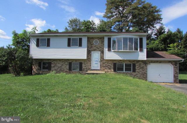 421 Pleasant View Road New Cumberland, PA 17070 - Photo 1 of 14 Gallery Image 1