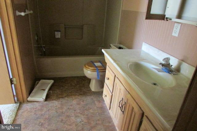 421 Pleasant View Road New Cumberland, PA 17070 - Photo 9 of 14 Gallery Image 9