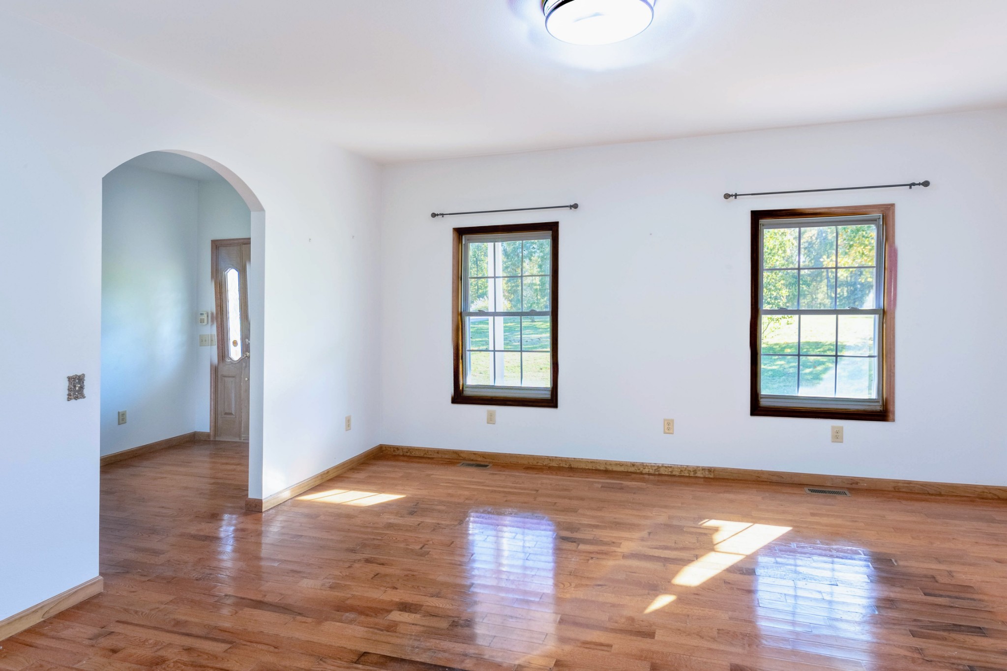 220 Old Highway 18 Tennessee Ridge, TN 37178 - Photo 17 of 45 Gallery Image 17