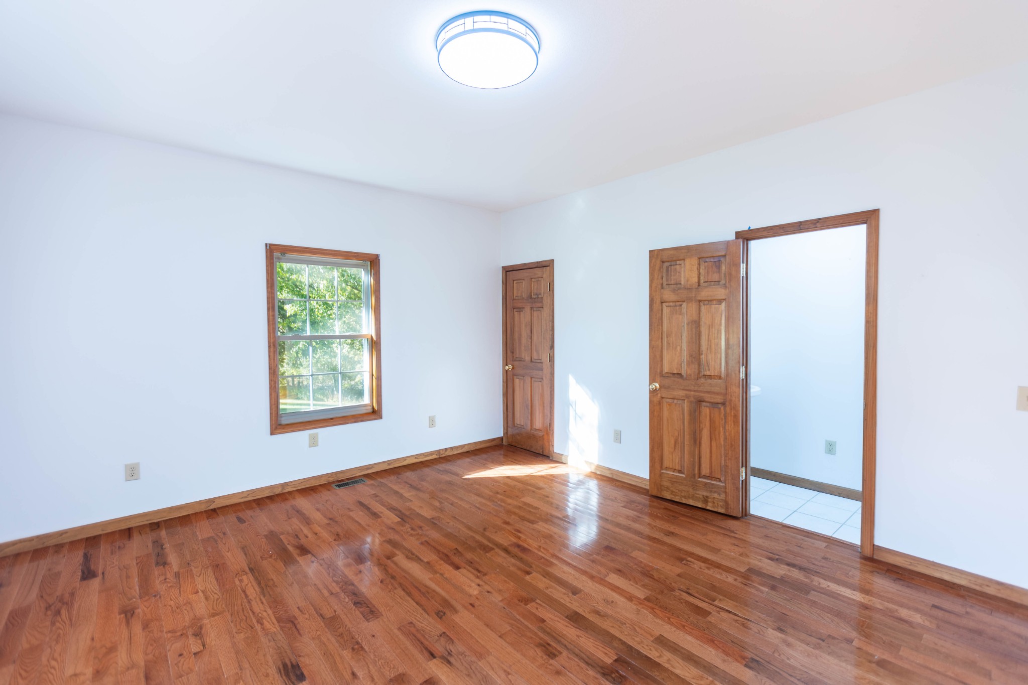 220 Old Highway 18 Tennessee Ridge, TN 37178 - Photo 30 of 45 Gallery Image 30