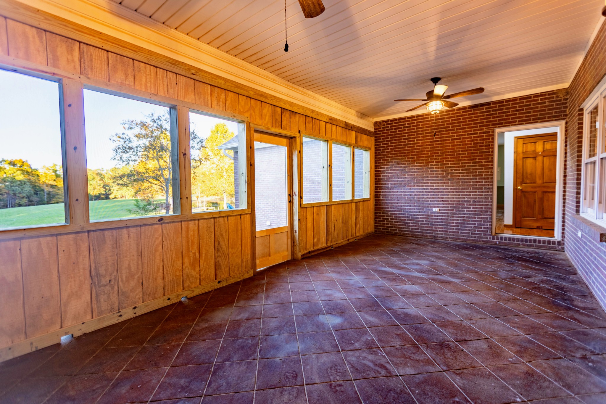 220 Old Highway 18 Tennessee Ridge, TN 37178 - Photo 35 of 45 Gallery Image 35