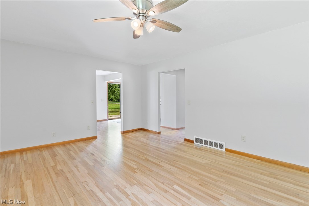 17526 Old State Road Middlefield, OH 44062 - Photo 5 of 23