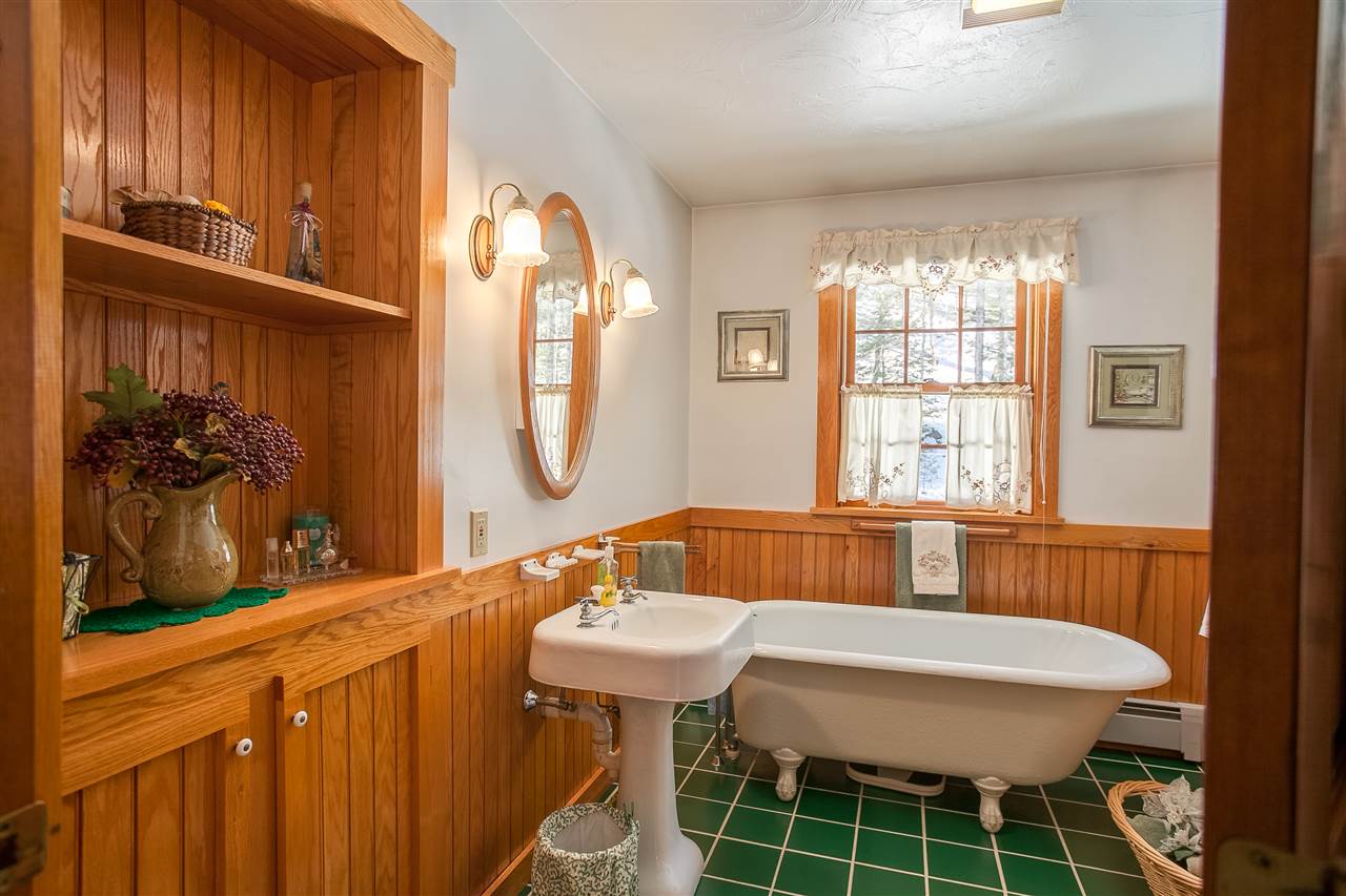 28 Old Scotland Road Winchester, NH 03470 - Photo 15 of 28