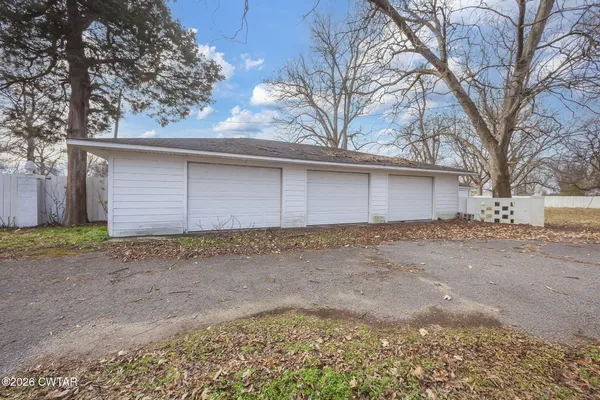 $230,000 | 221 Poplar Street, Ridgely, TN 38080