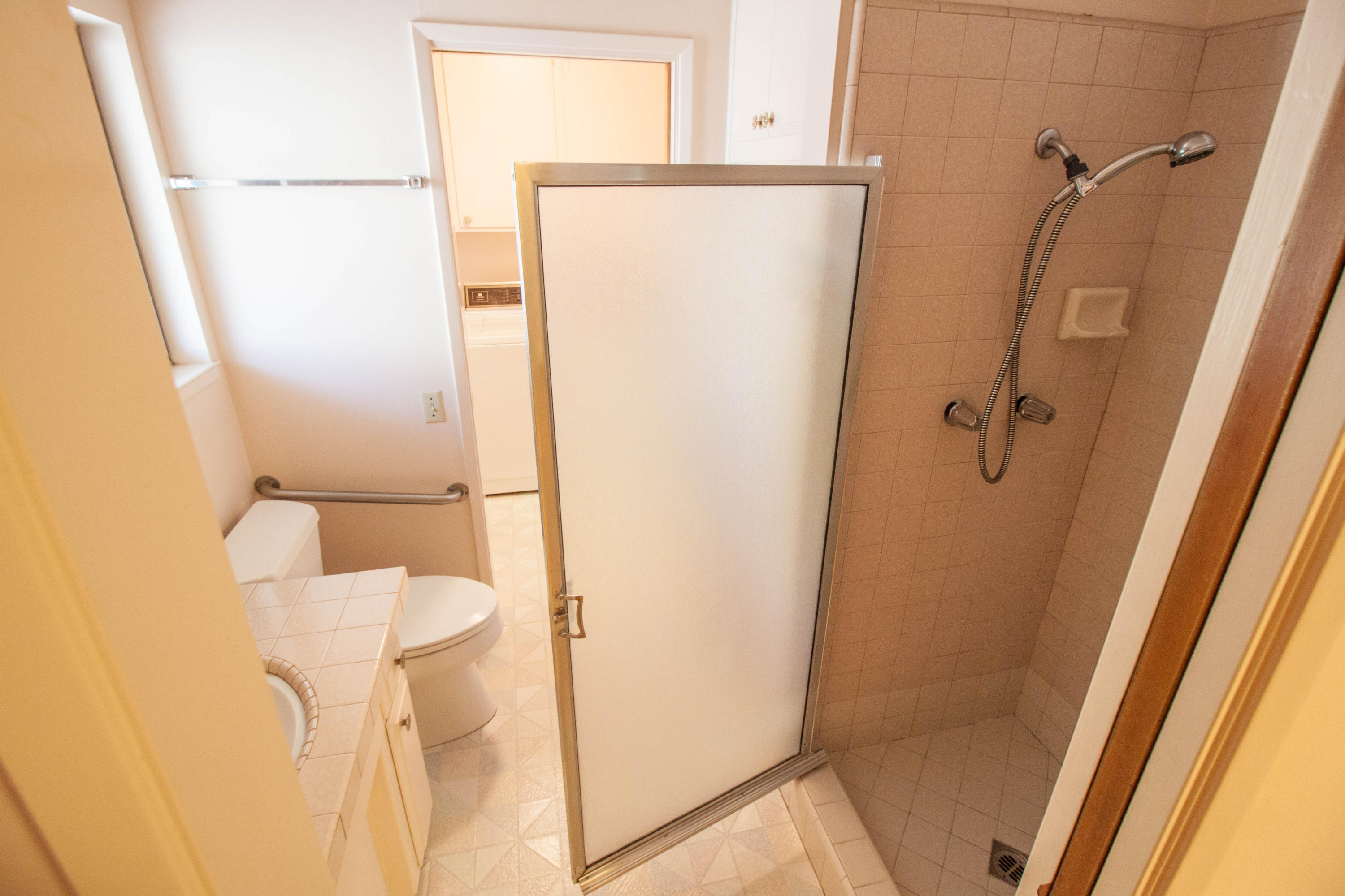 1144 Denton Way Redding, CA 96002 - Photo 12 of 18 MasterBathroom