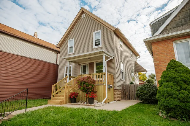 $269,800 | 1946 South 76th Street, West Allis, WI 53219