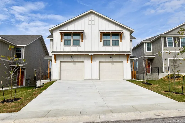 $1,850 | 10211 Tulipwood Run, Unit 102, San Antonio, TX 78252