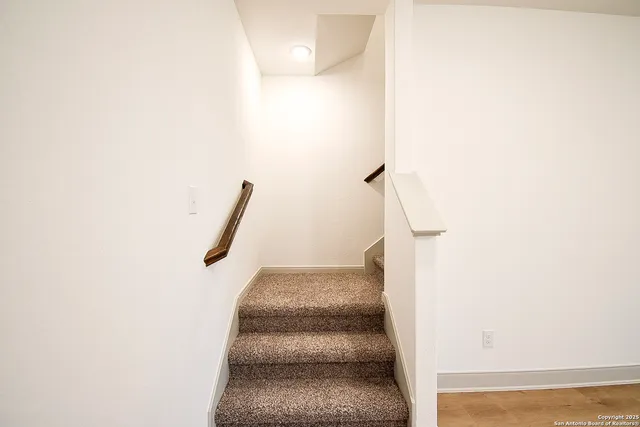 $1,850 | 10211 Tulipwood Run, Unit 102, San Antonio, TX 78252