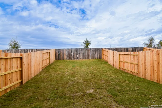 $1,850 | 10211 Tulipwood Run, Unit 102, San Antonio, TX 78252