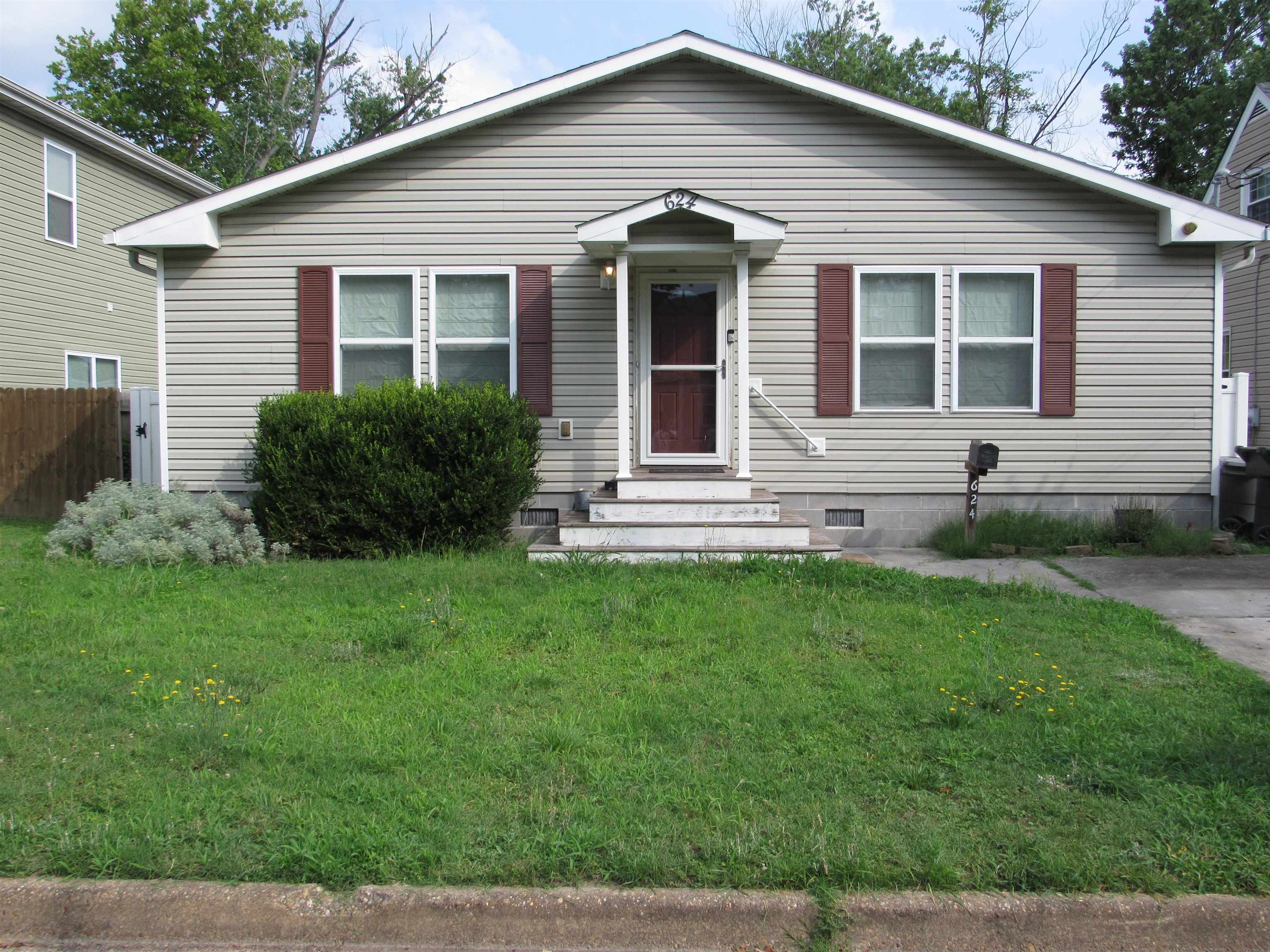 624 Augusta Street Hampton, VA 23669 - Photo 1 of 56