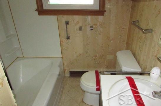 203 Spring Street Kawkawlin, MI 48631 - Photo 2 of 8 31323094-1.JPG
